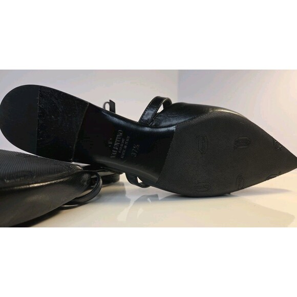 Garavani Valentino EU 37.5 Black Leather Flat Sandals French Bows & Ankle Strap - Picture 14 of 16